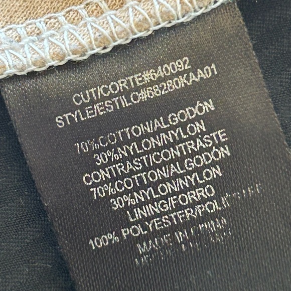 Pink dress - Picture 4 of 4